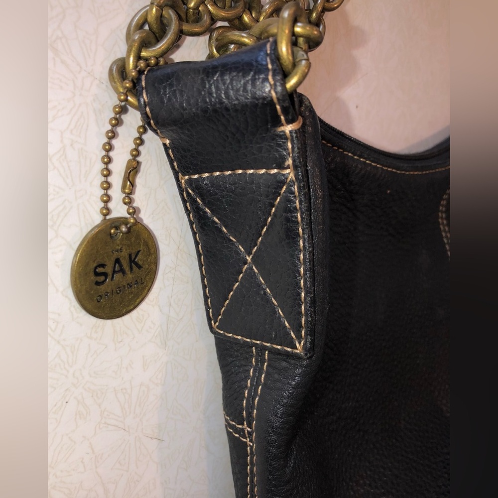 The Sak Black Leather Shoulder Bag with Brass Chain Strap - Picture 4 of 10